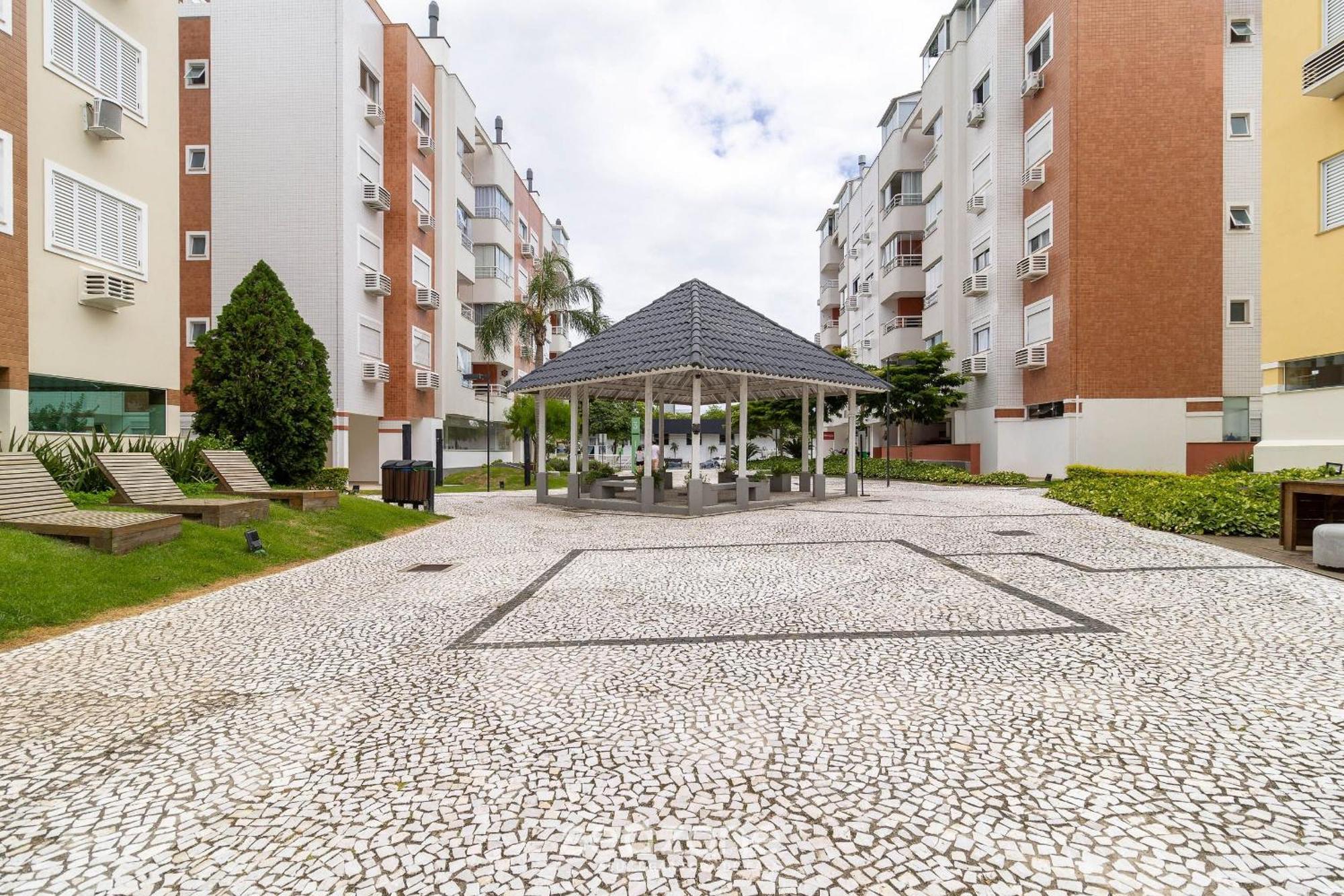 Apto Amplo E Confortavel No Open Shopping Ccb103 * Florianopolis