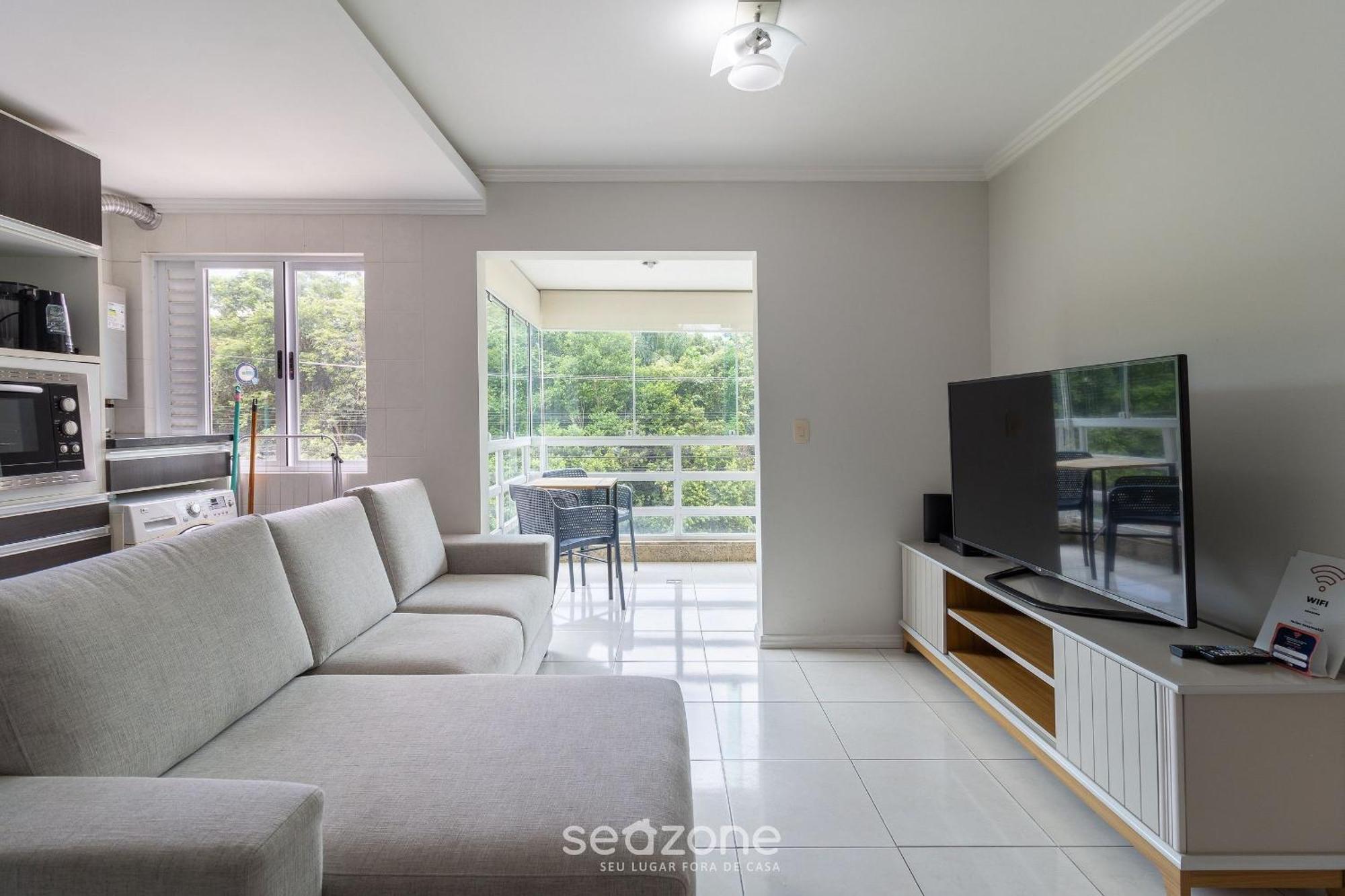 Apto Com Churrasq ótima Localização Jurerê Ccb103 *